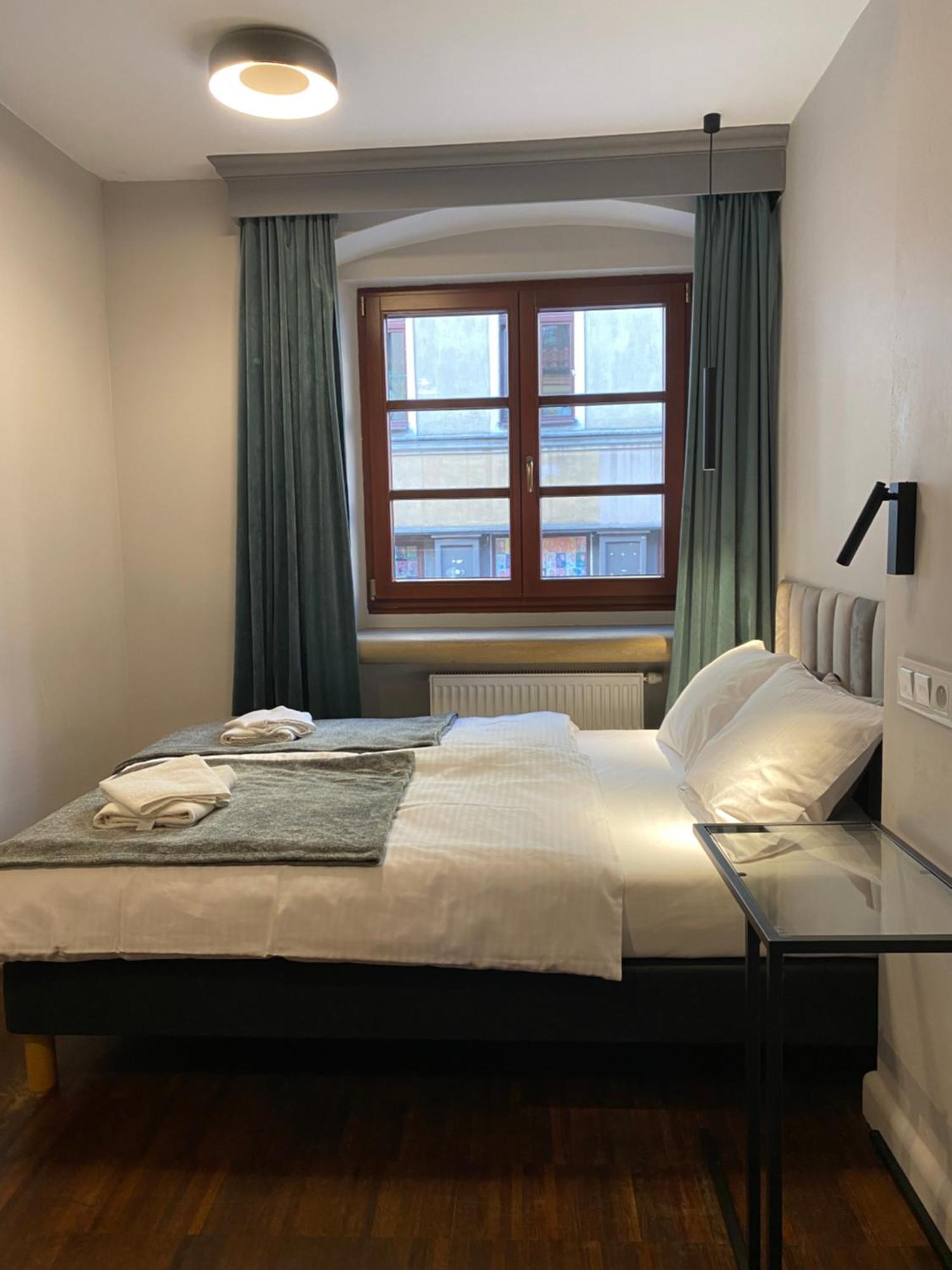 Arte-Locum Apartamenty Przy Rynku Wroclaw Bagian luar foto