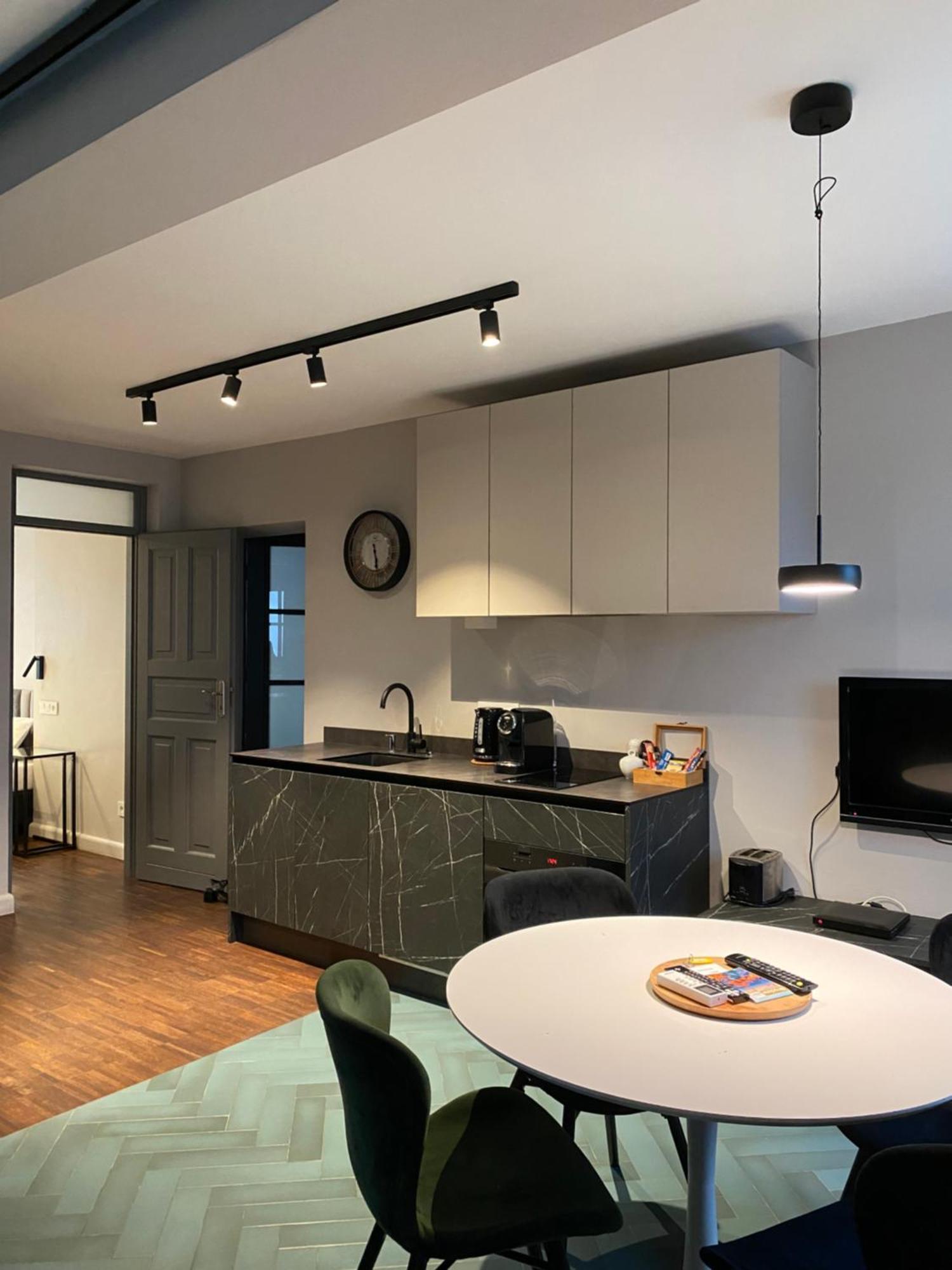 Arte-Locum Apartamenty Przy Rynku Wroclaw Bagian luar foto