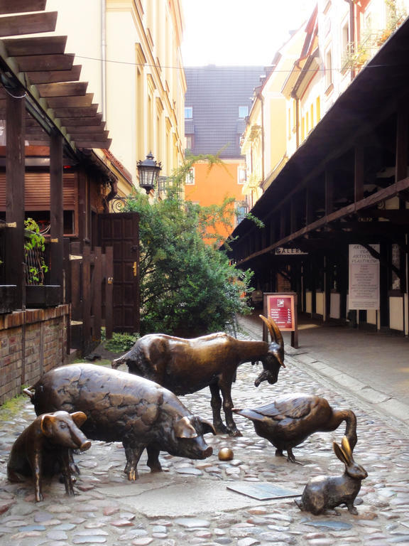 Arte-Locum Apartamenty Przy Rynku Wroclaw Bagian luar foto